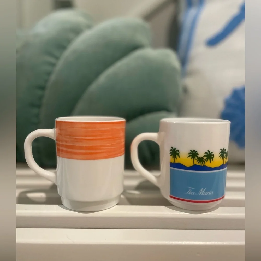 VTG Set Of 2 Arcoroc Brush Orange &‎ Tia Maria Arocpal France Coffee Tea Mugs RH